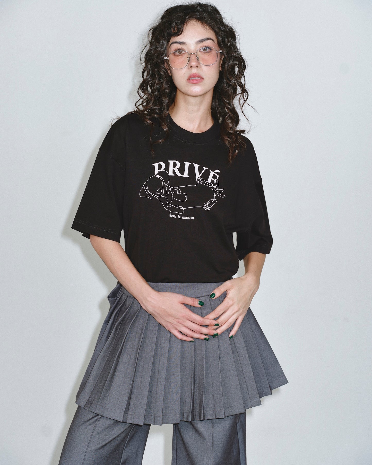 DVRK PRIVÉ DACHSHUND TEE - BLACK